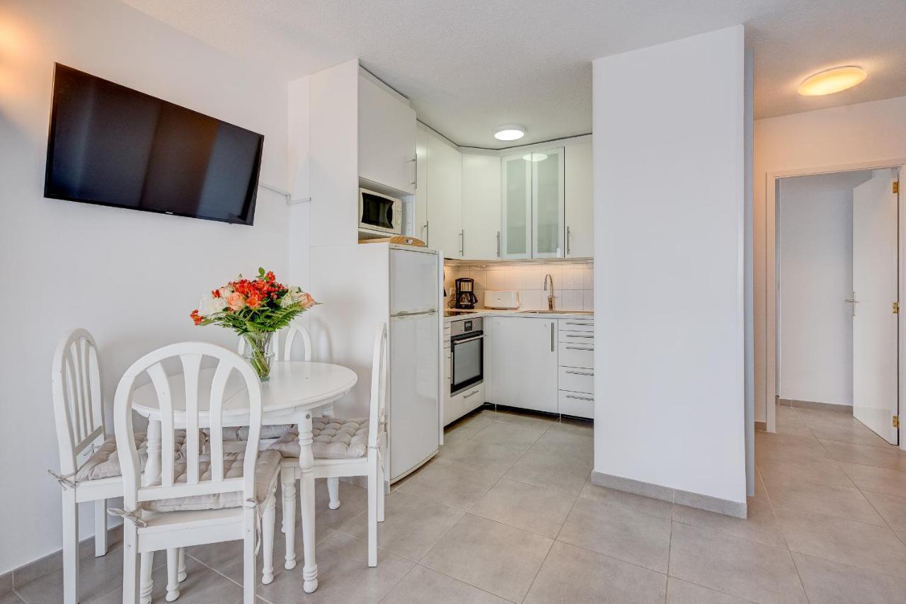 Frontline Ocean View Apartment Los Cristianos لوس كريستيانوس المظهر الخارجي الصورة